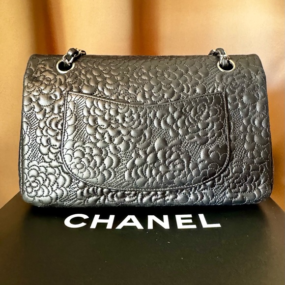 40% OFF! CHANEL Black Camellia-Embossed Lambskin Classic Medium Double Flap Bag - Picture 4 of 16
